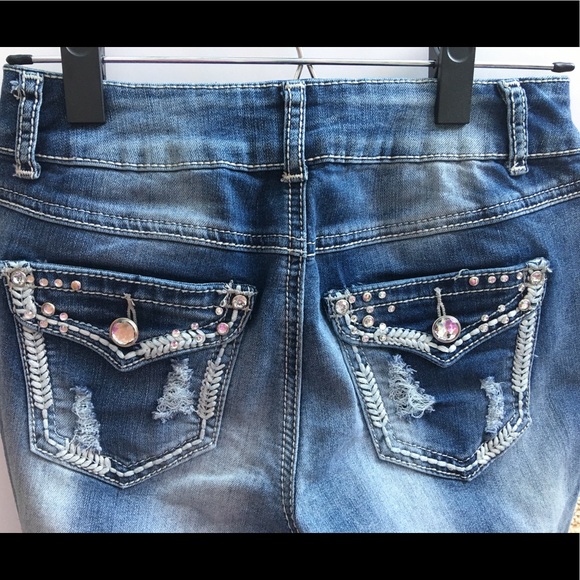 Cato denim size 2 distressed jeans - Picture 7 of 8